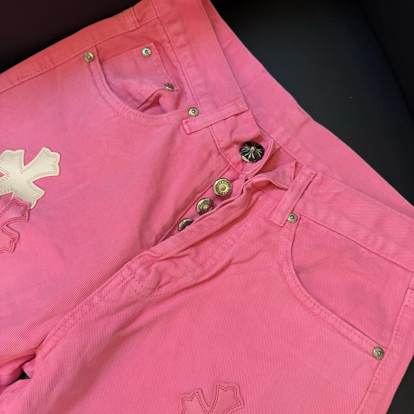 P300 Style number: D343 Chrome Hearts CH gram limited pink leather jeans Color: rose pink Size: S M L